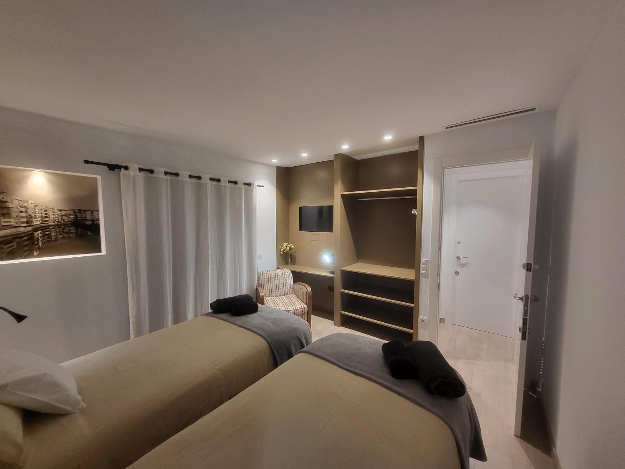 Turistic Girona - Piso De 1, 2 O 3 Habitaciones Εξωτερικό φωτογραφία