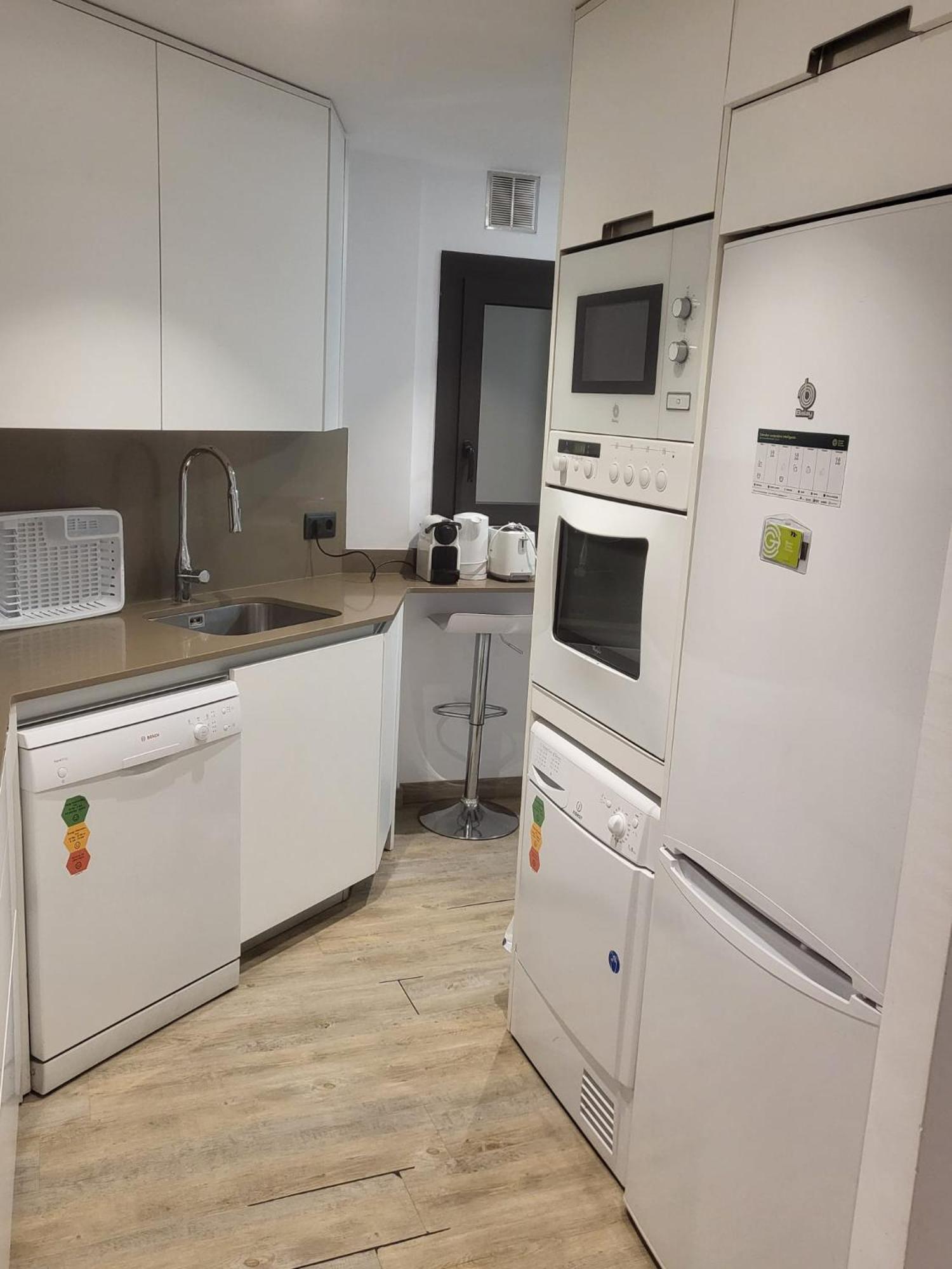Turistic Girona - Piso De 1, 2 O 3 Habitaciones Εξωτερικό φωτογραφία
