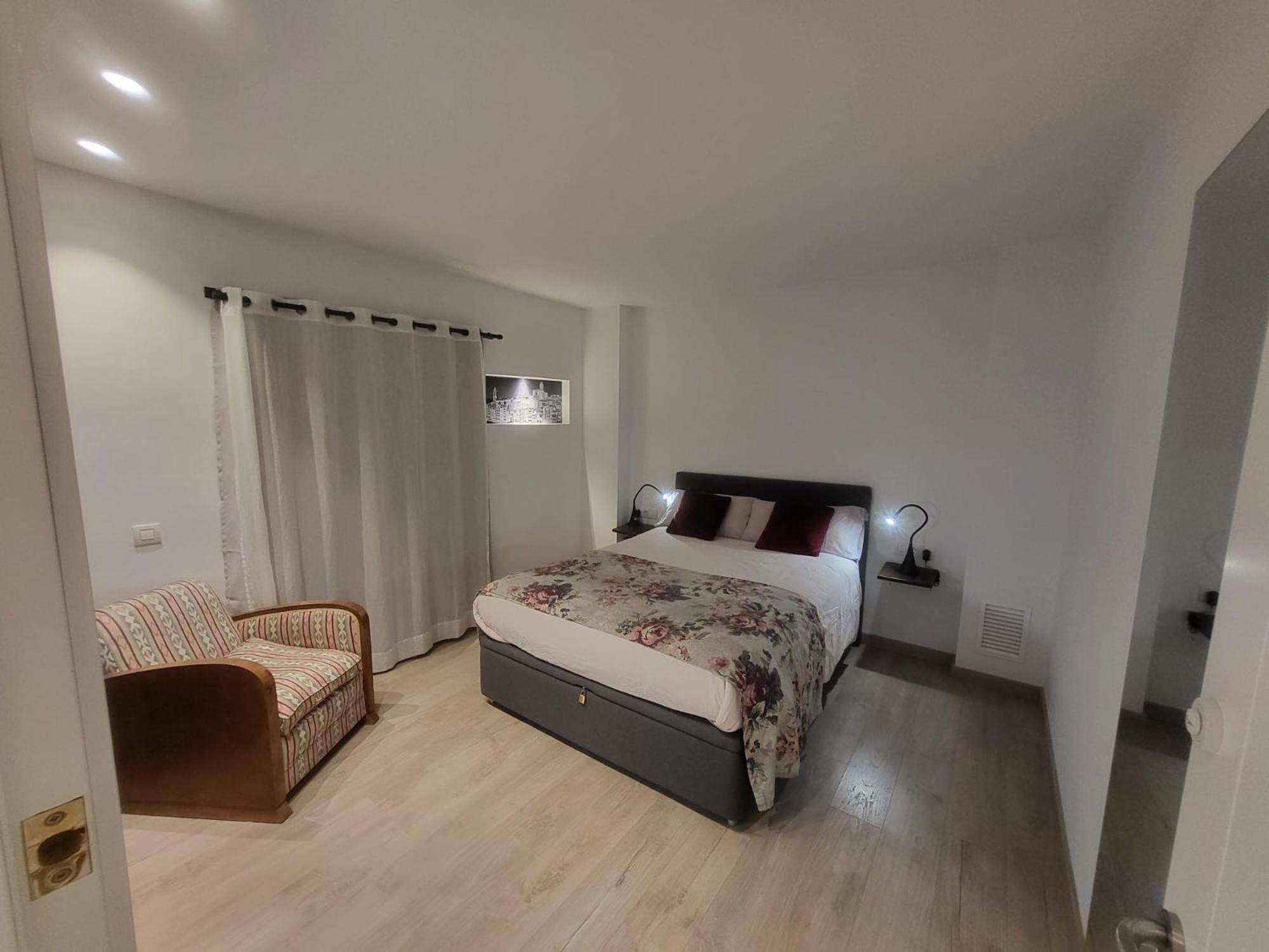 Turistic Girona - Piso De 1, 2 O 3 Habitaciones Εξωτερικό φωτογραφία