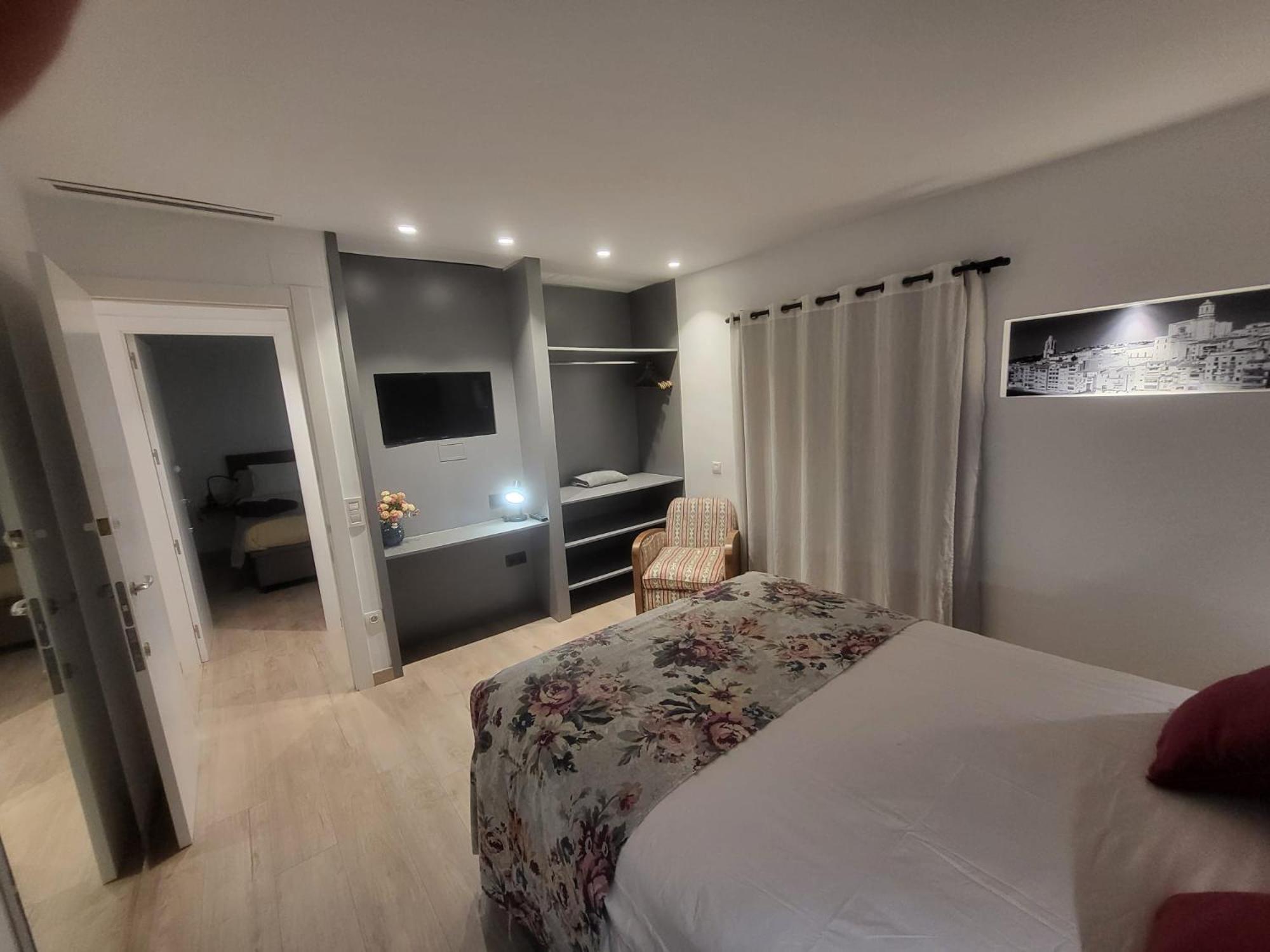 Turistic Girona - Piso De 1, 2 O 3 Habitaciones Εξωτερικό φωτογραφία